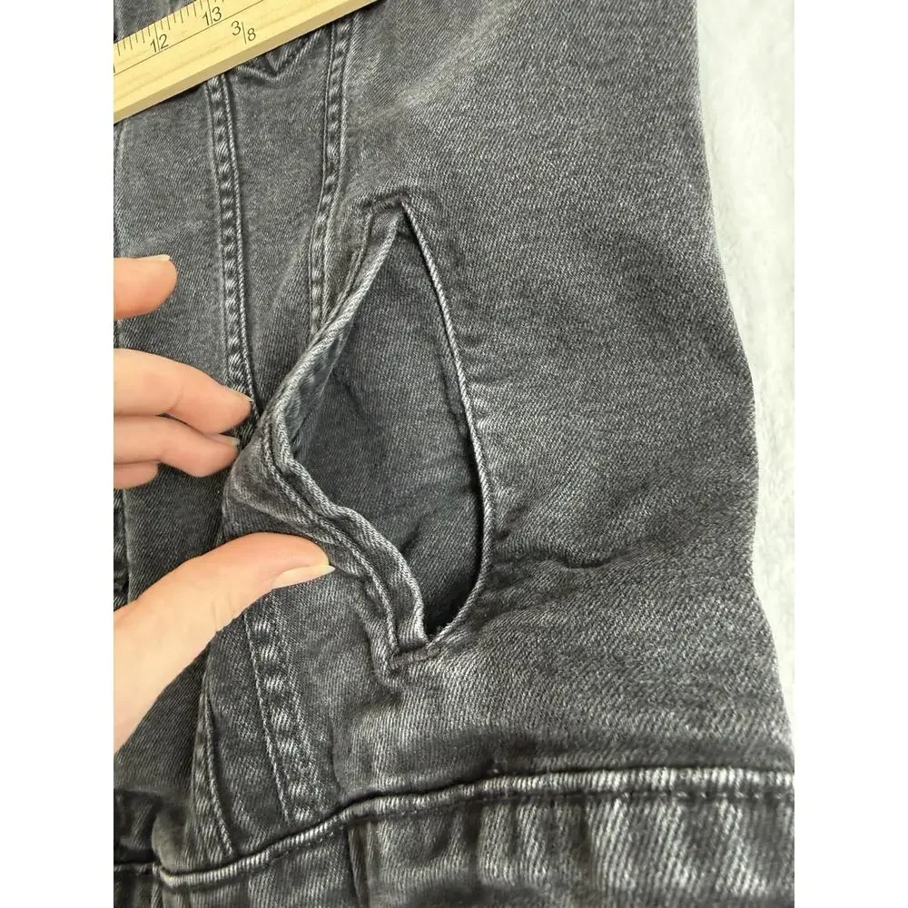 Levi's Black Denim Trucker Jacket - Picture 10 of 12